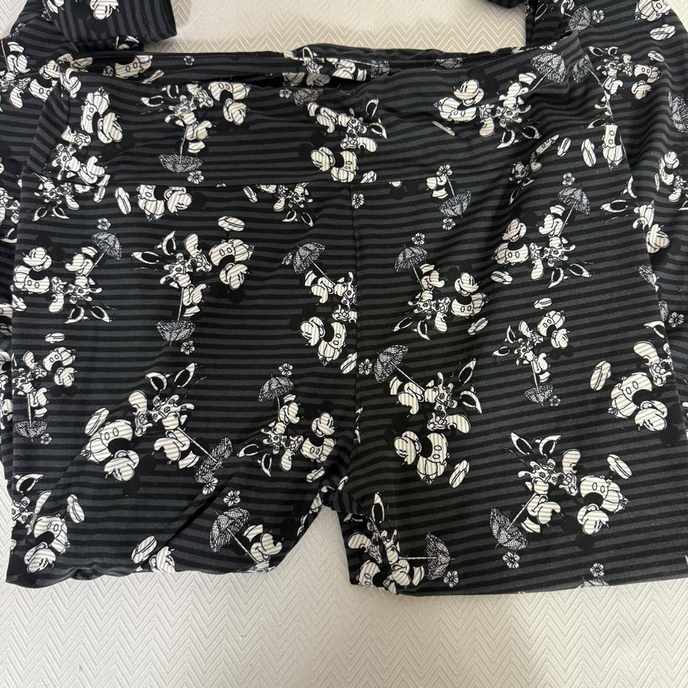 LuLaRoe Disney Mickey and Minnie Leggings TC 12-18 - Picture 4 of 5